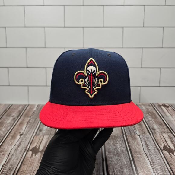 New Era 9Fifty NBA New Orleans Pelicans Modern Old Logo Adjustable Snapback Hat - Picture 1 of 7